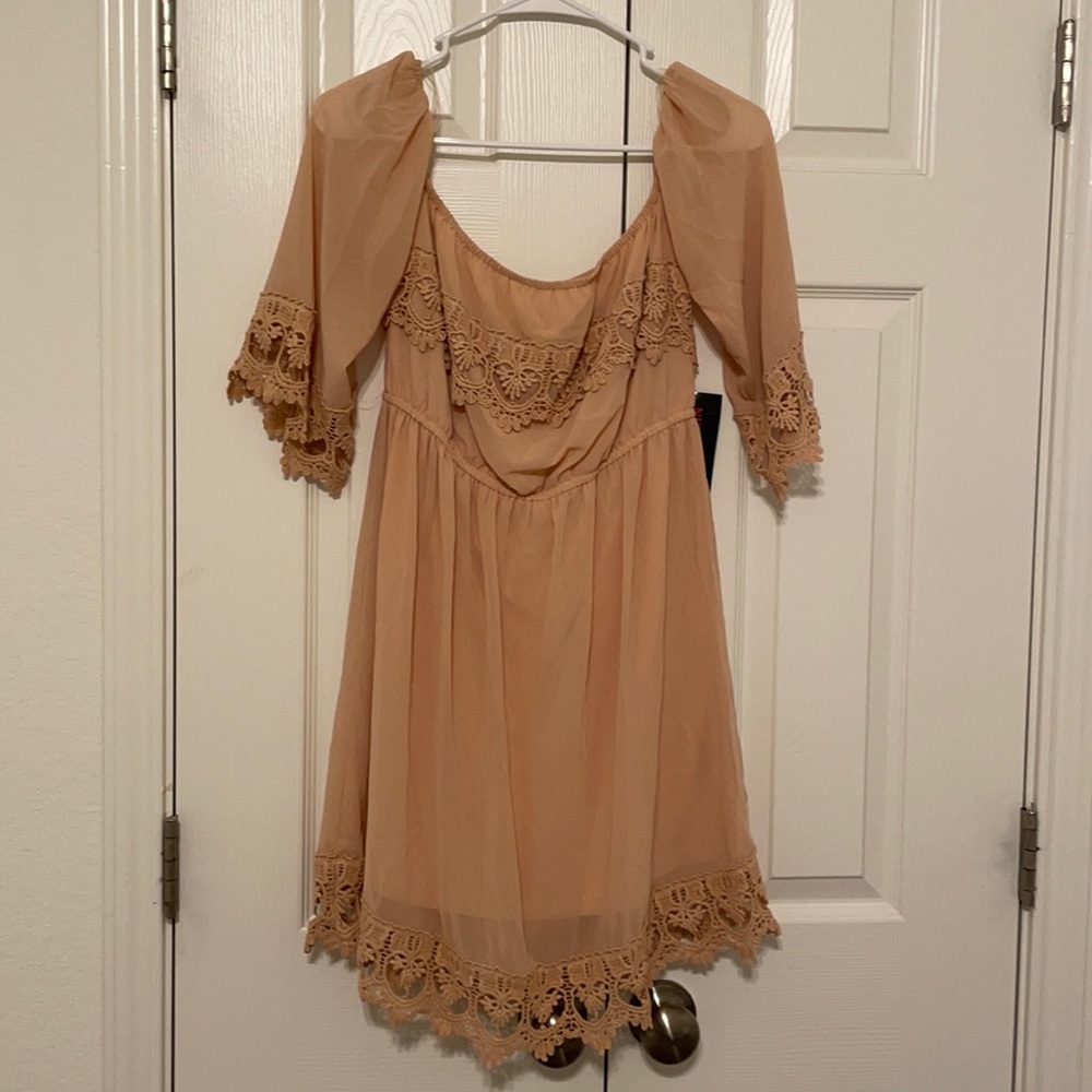 Lace dress